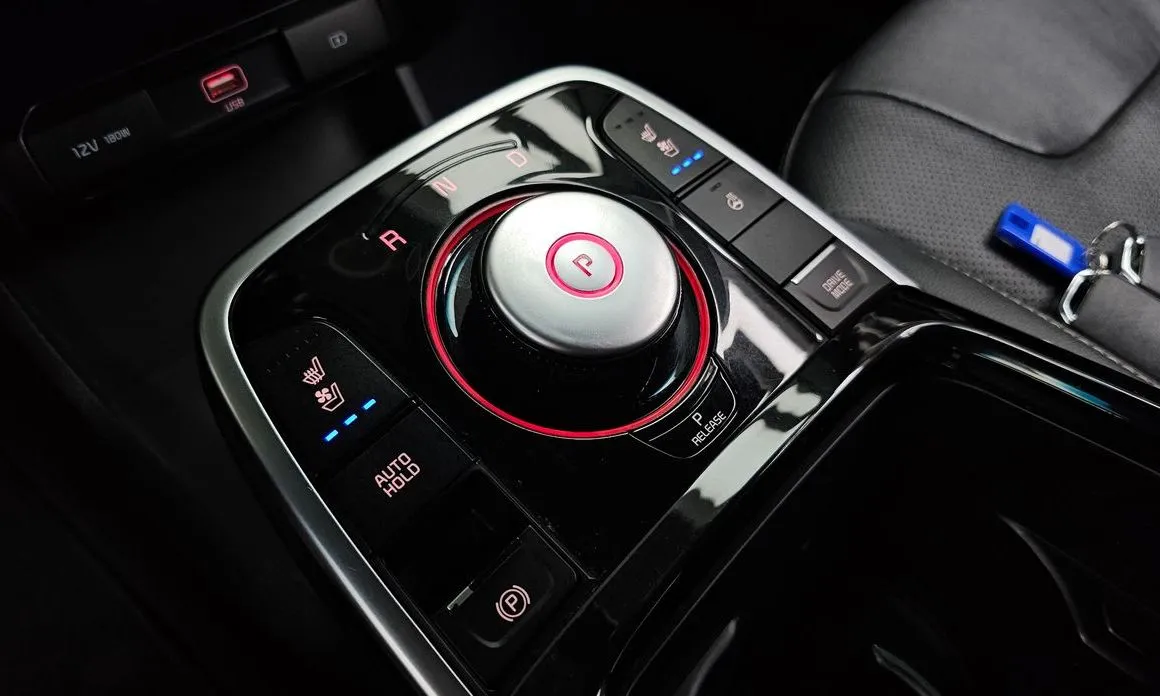 Kia Niro — фото 2