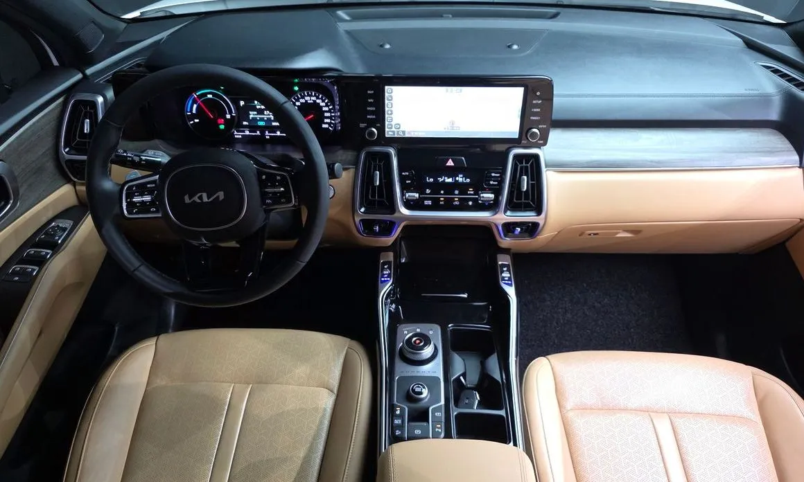 Kia Sorento — фото 10