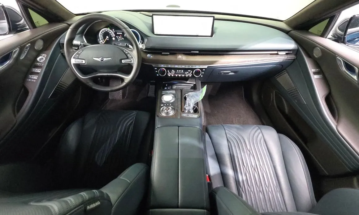 Genesis G80 — фото 7