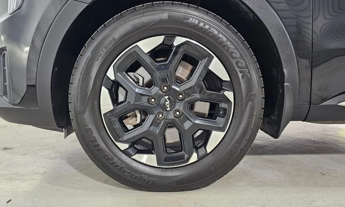 Kia Sorento — фото 9