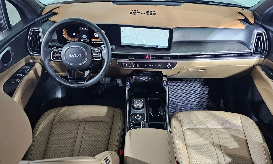 Kia Sorento — фото 7
