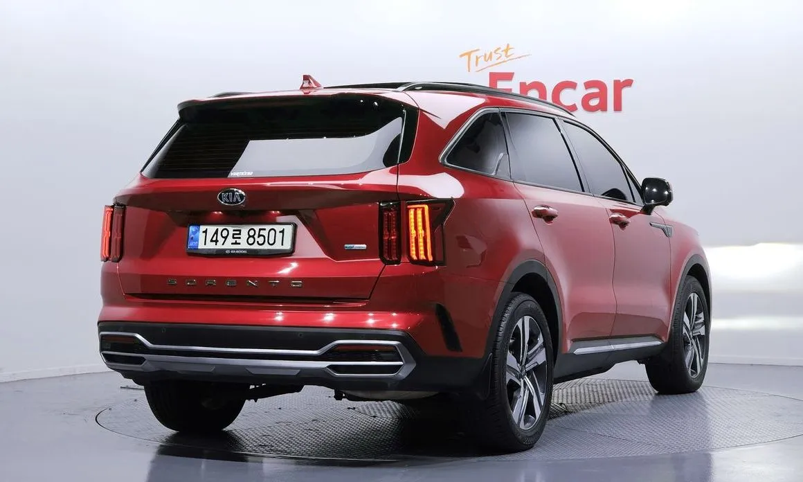 Kia Sorento — фото 7