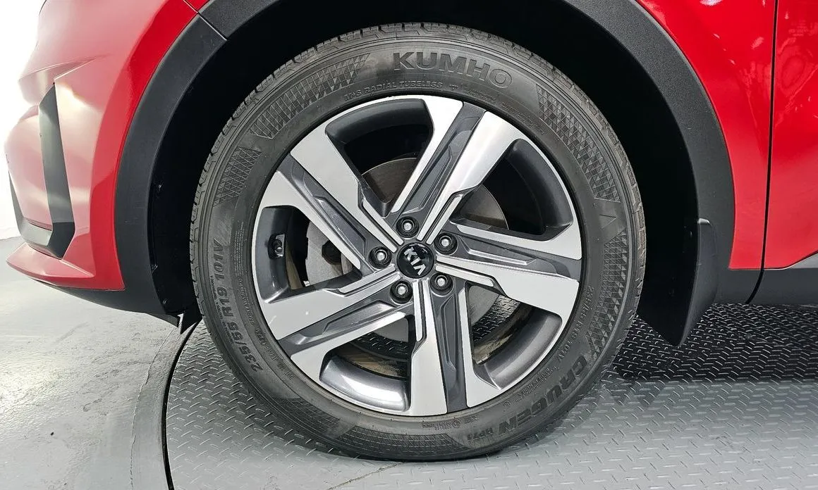 Kia Sorento — фото 9