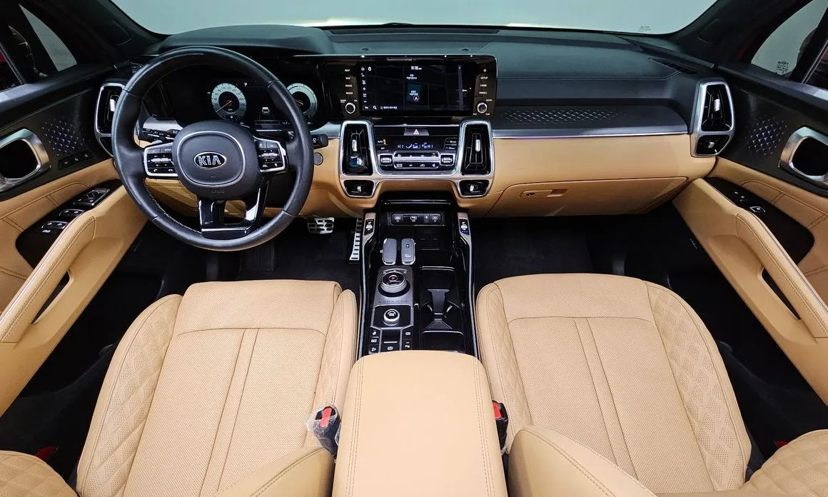 Kia Sorento — фото 8