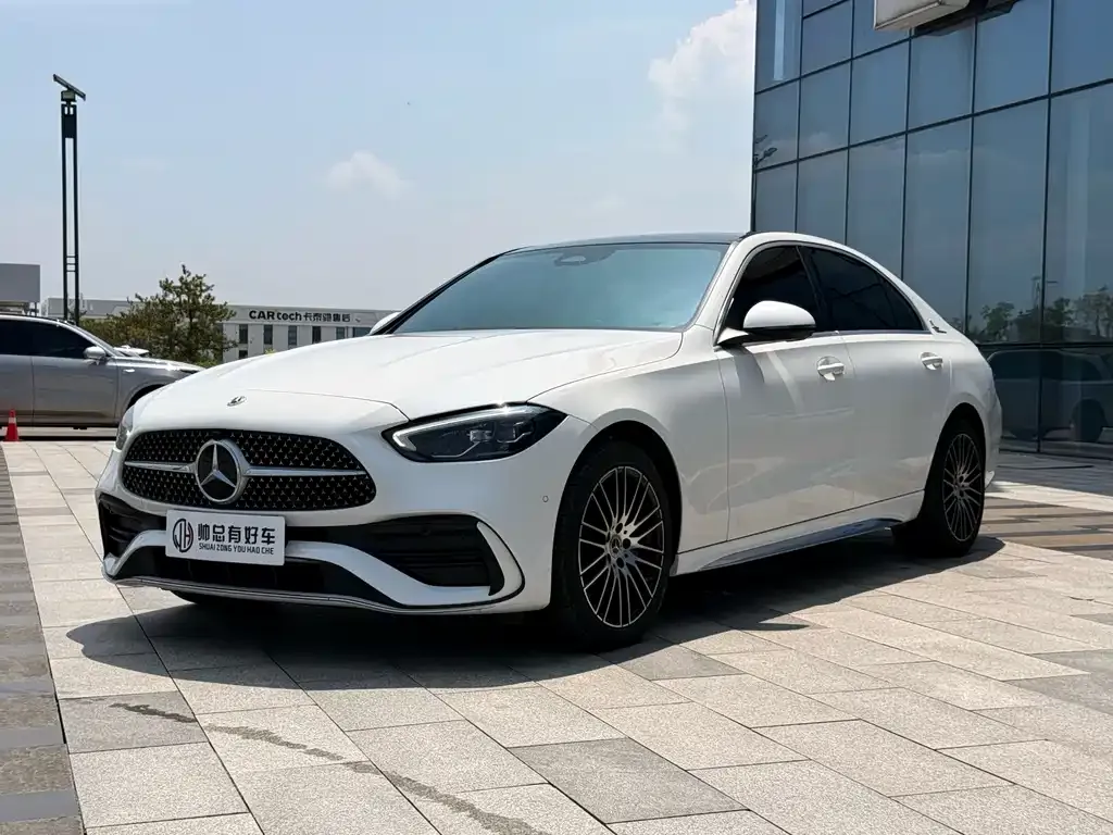 Mercedes-Benz C-Class — фото 1