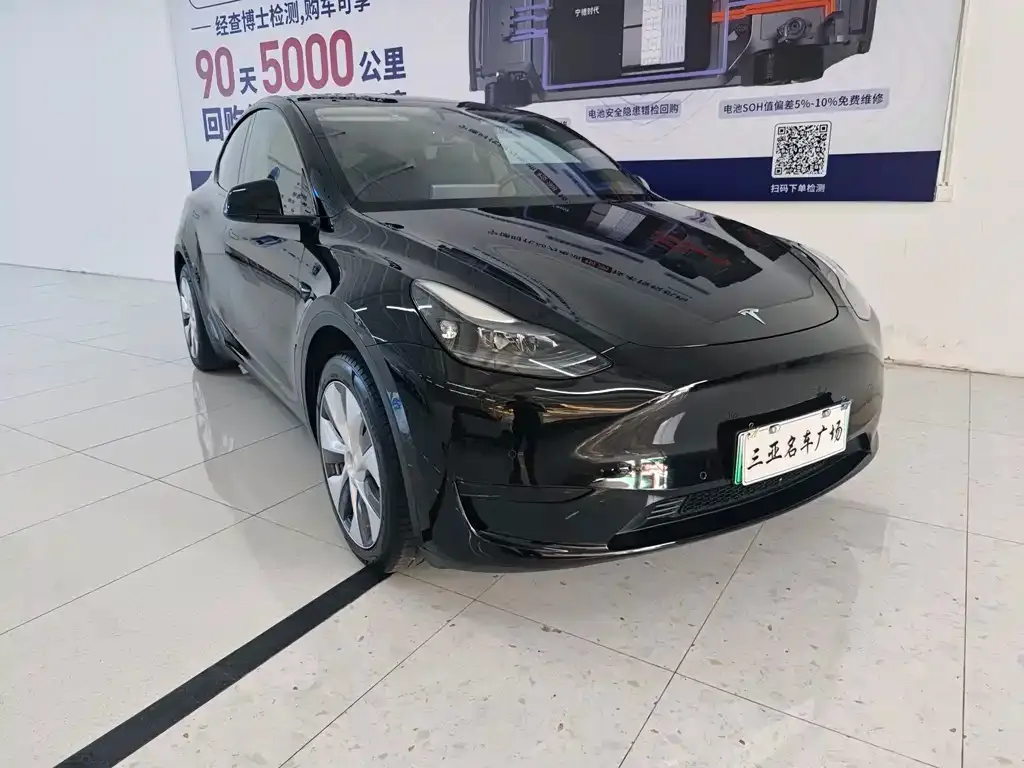 Tesla Model Y — фото 3