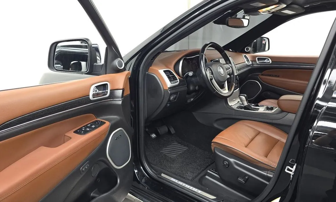 Jeep Cherokee — фото 4