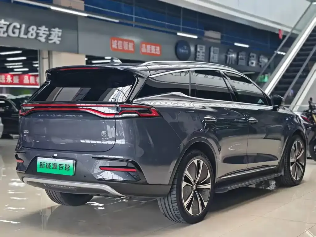 BYD Tang New Energy — фото 7