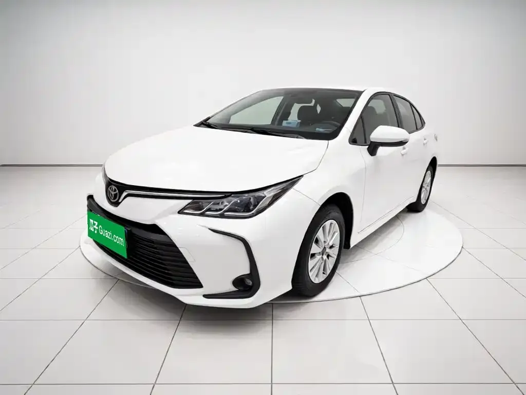 Toyota Corolla — фото 1