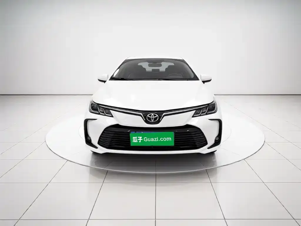 Toyota Corolla — фото 2