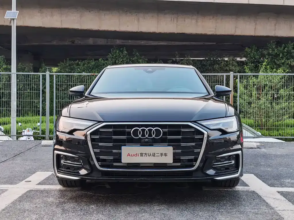 Audi A6L — фото 2