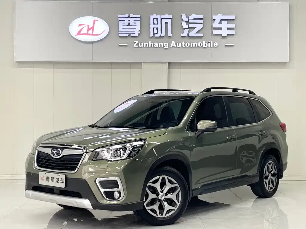 Subaru Forester — фото 1
