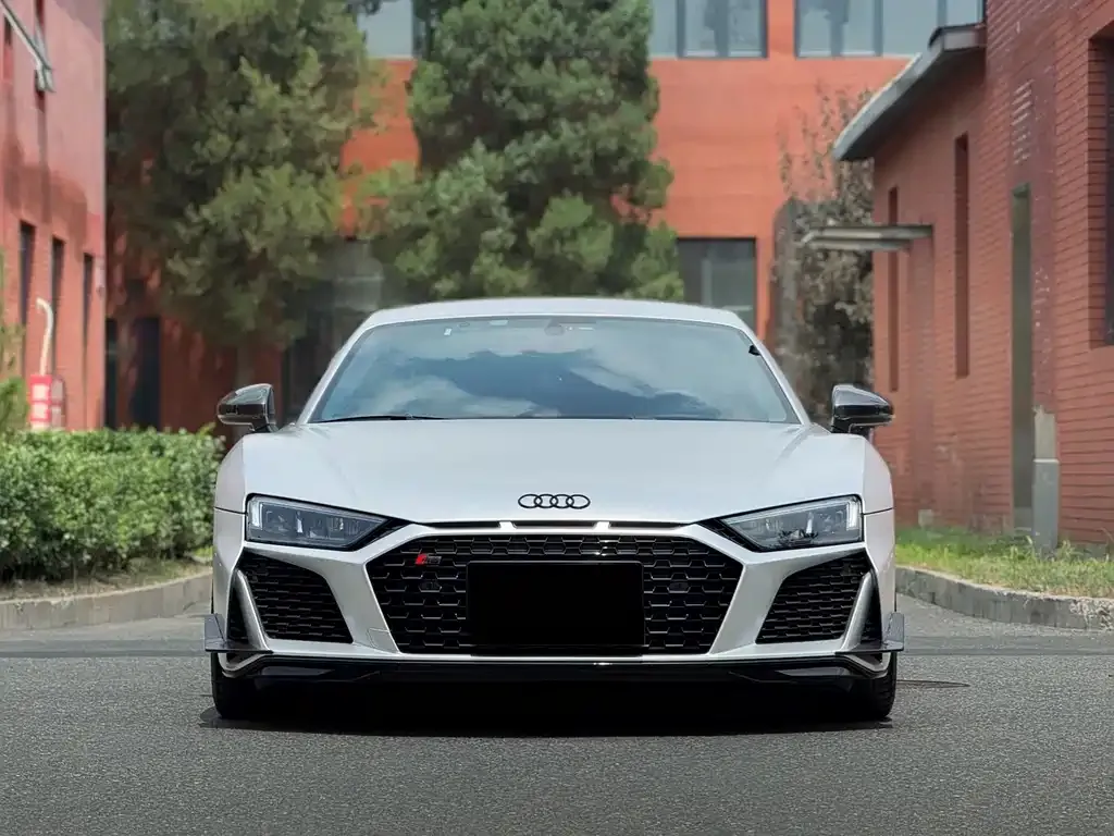 Audi R8 — фото 3