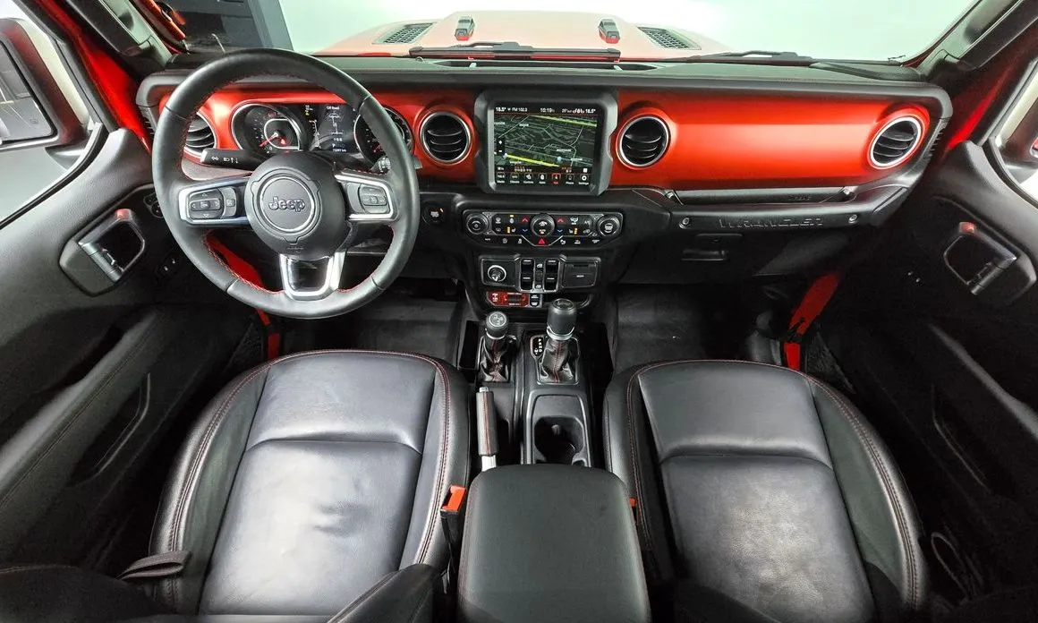 Jeep Wrangler — фото 10
