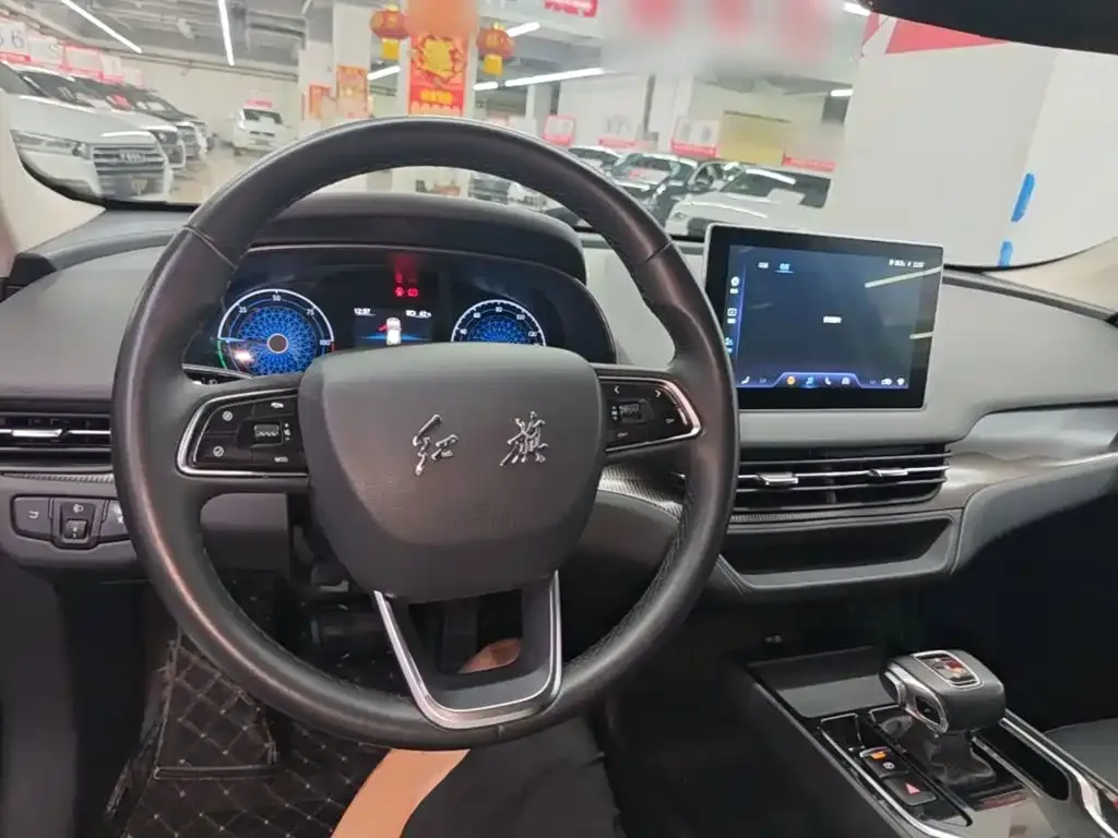 Hongqi E-QM5 — фото 10