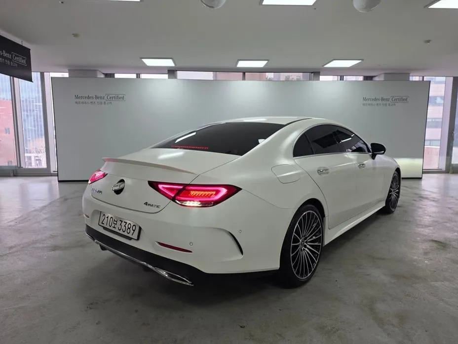 Mercedes-Benz CLS-Class — фото 8