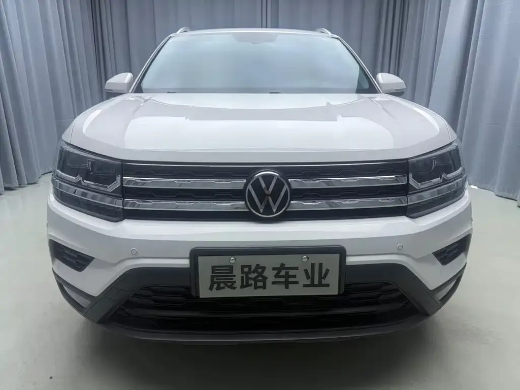 Volkswagen Tharu — фото 8