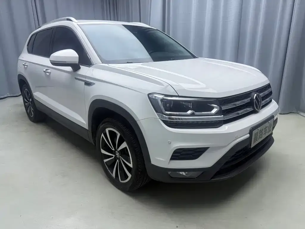 Volkswagen Tharu — фото 3