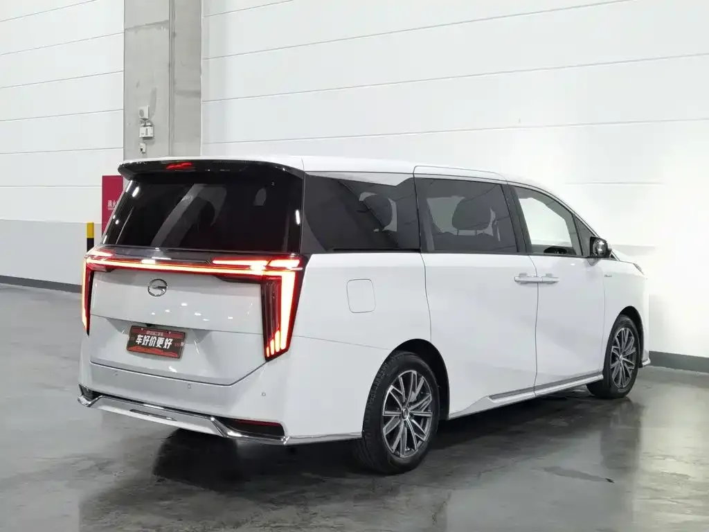 GAC Motor Trumpchi M8 — фото 5