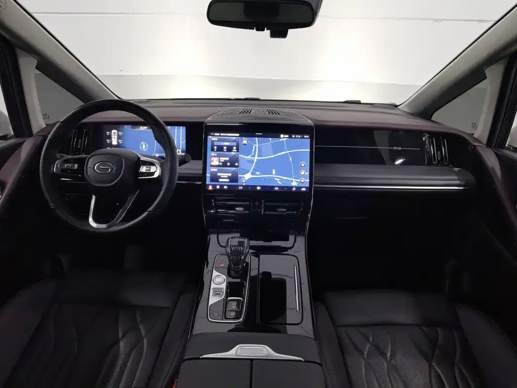GAC Motor Trumpchi M8 — фото 6