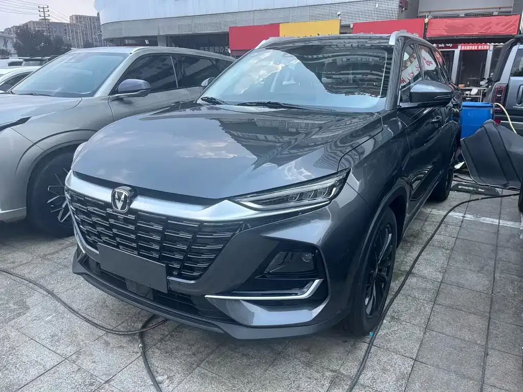 Changan CS75 — фото 1