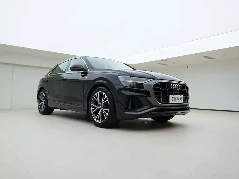 Audi Q8 — фото 4