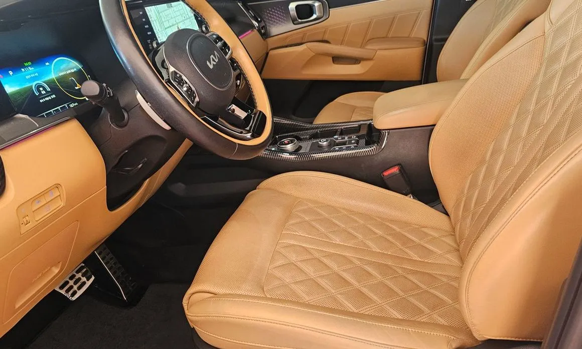 Kia Sorento — фото 9