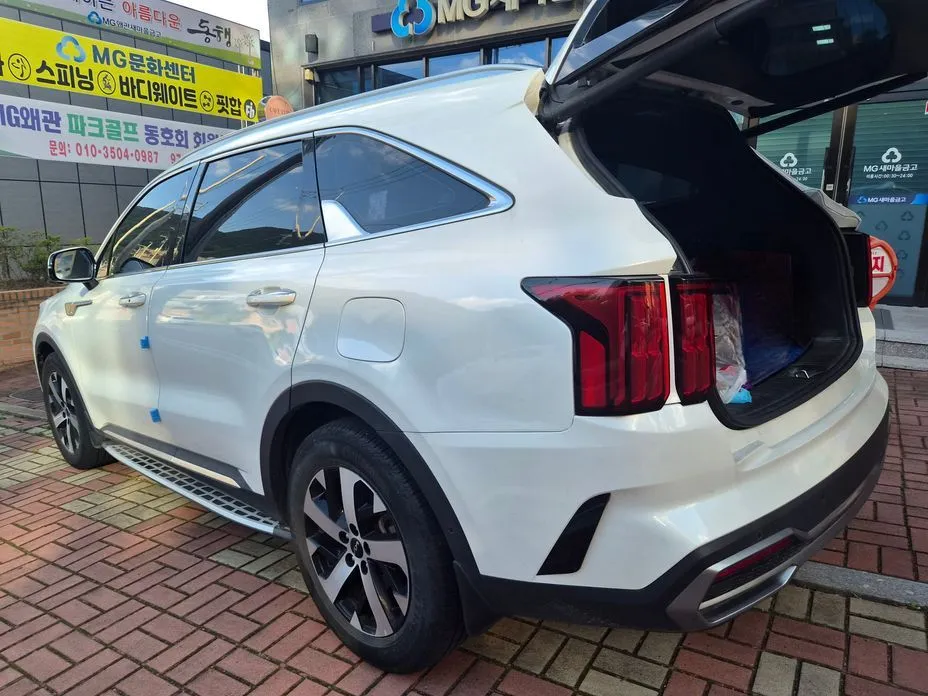 Kia Sorento — фото 10