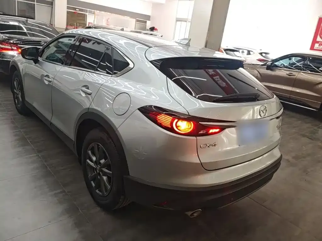 Mazda CX-4 — фото 3