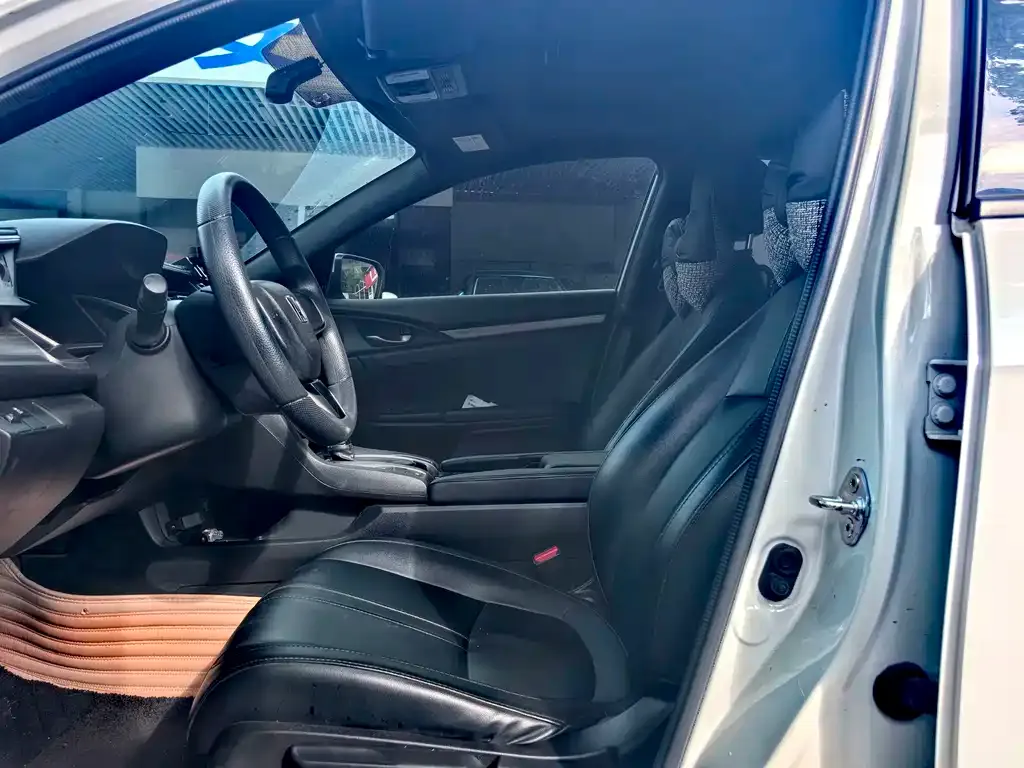 Honda Civic — фото 4