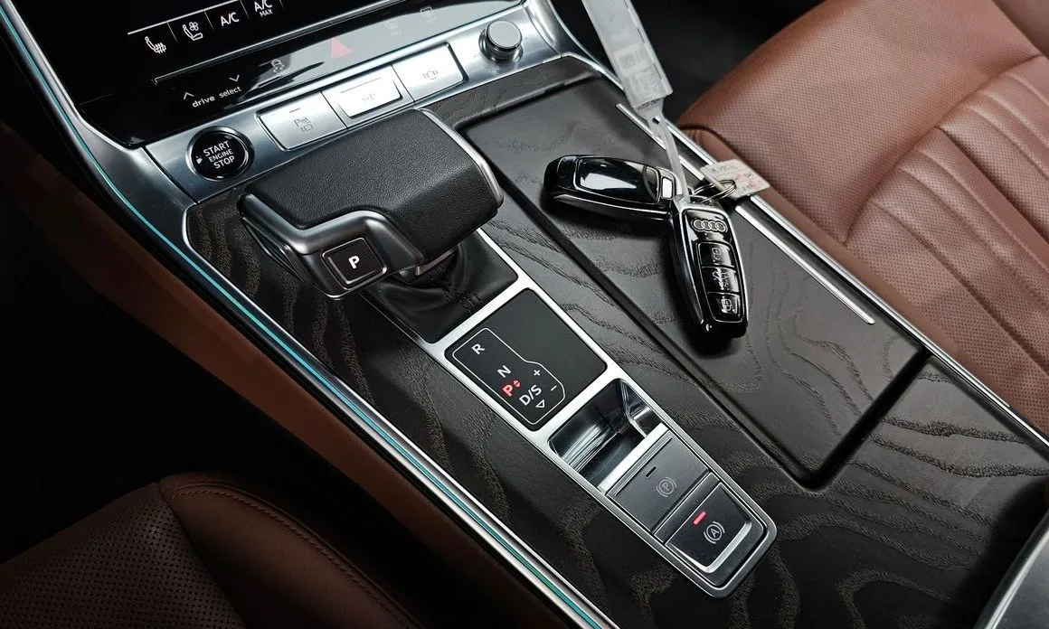 Audi A6 — фото 10
