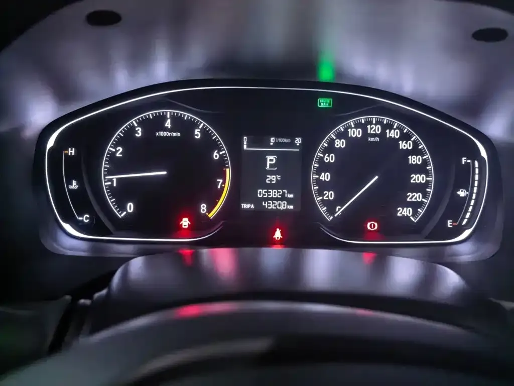 Honda Accord — фото 10