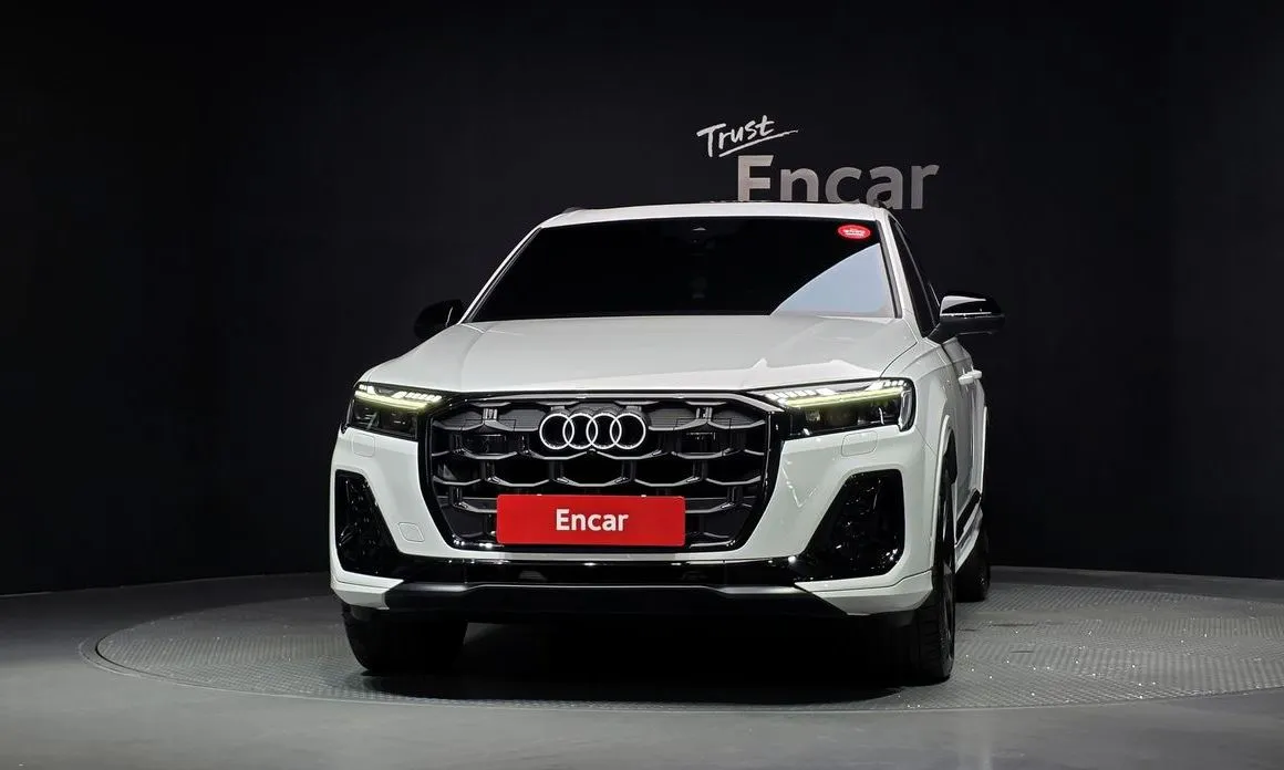 Audi Q7 — фото 5