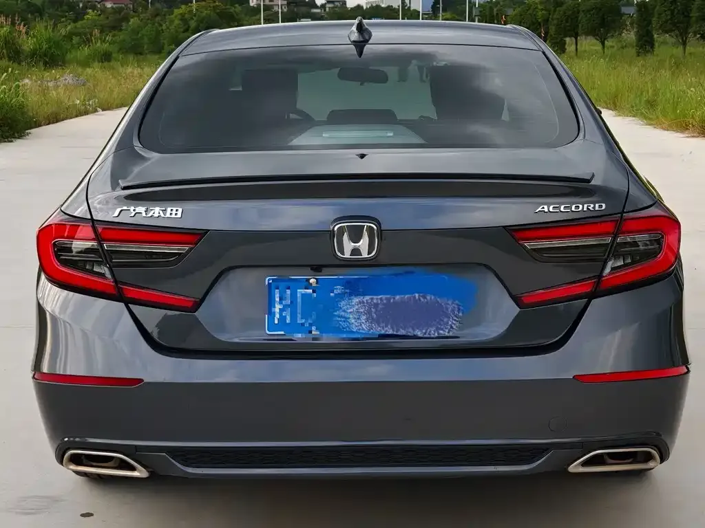 Honda Accord — фото 4