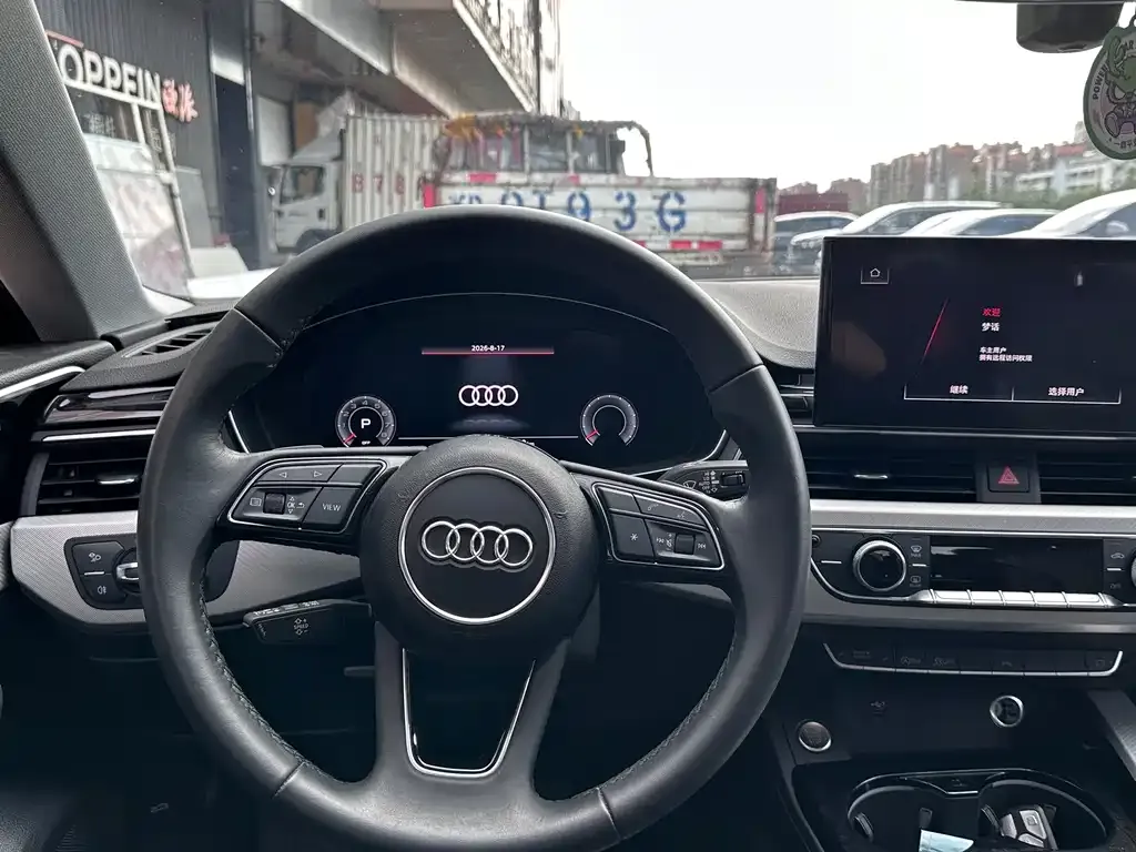 Audi A5 (Import) — фото 2