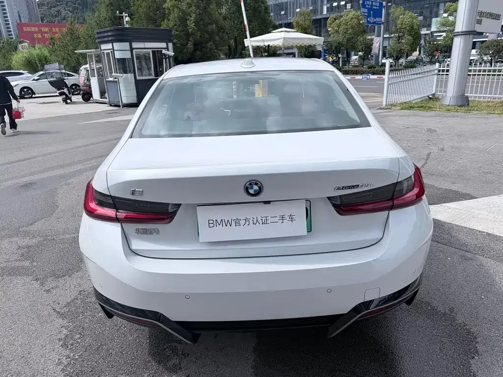BMW i3 — фото 7