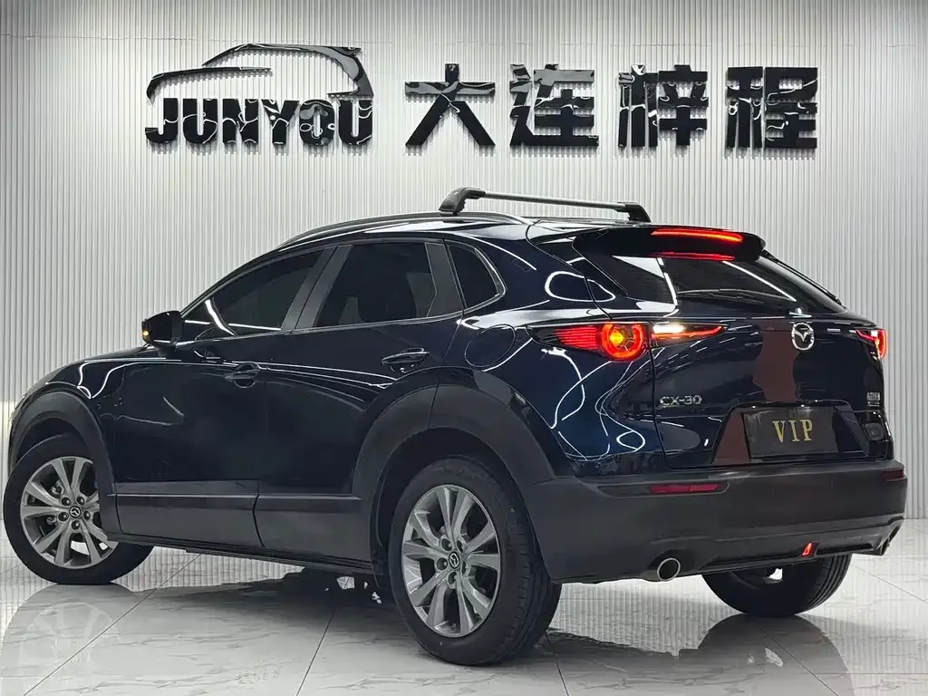 Mazda CX-30 — фото 9