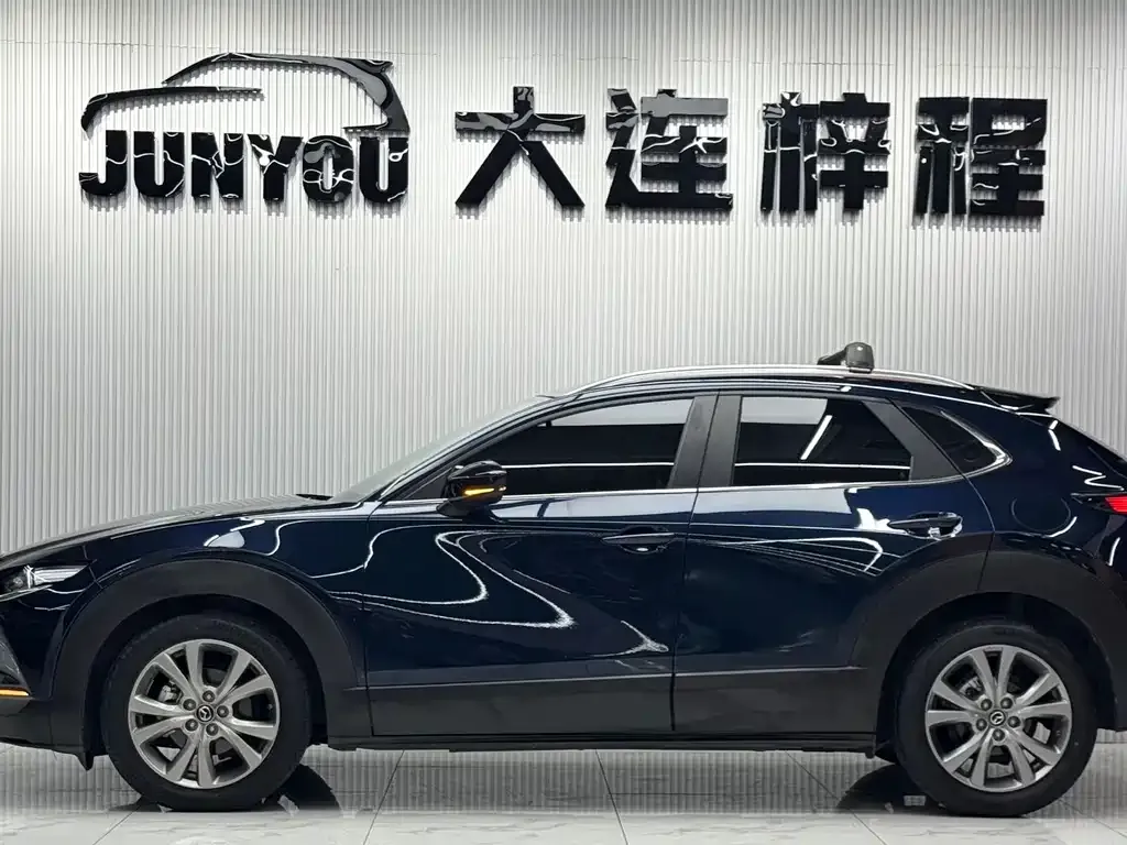 Mazda CX-30 — фото 10