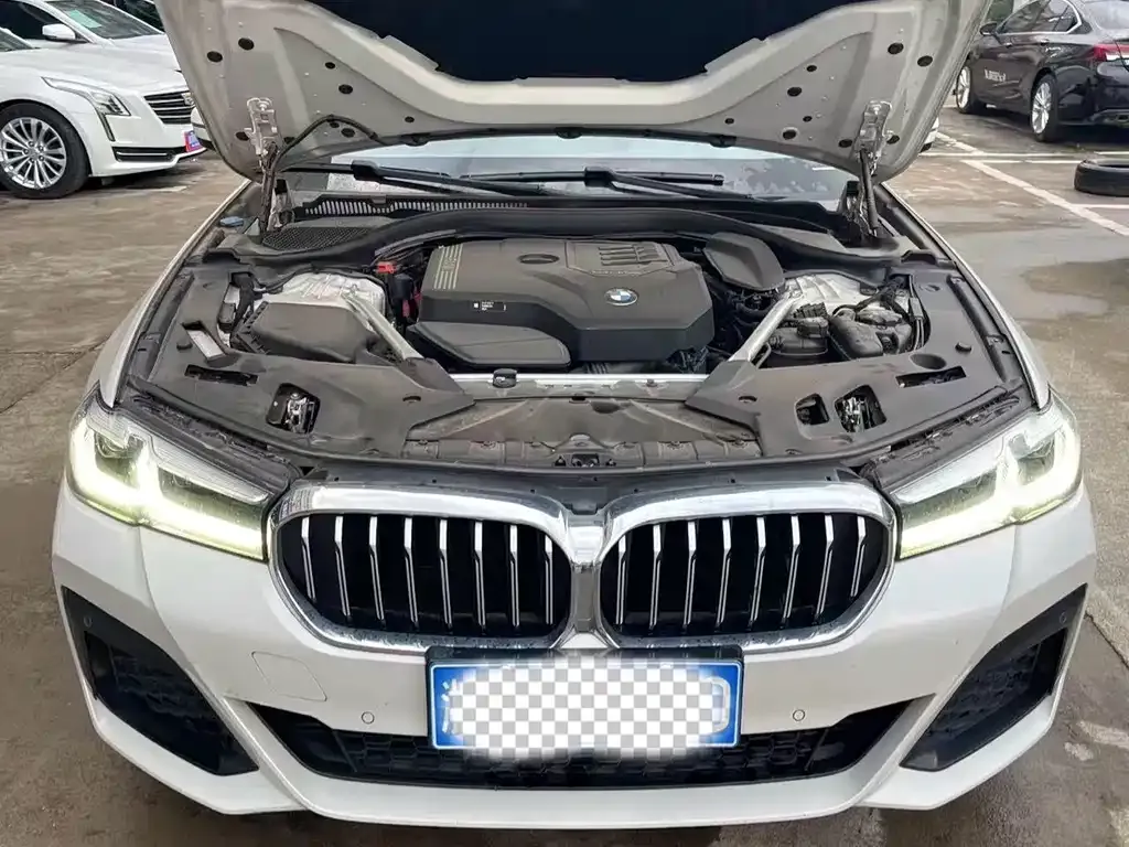 BMW 5 Series — фото 2