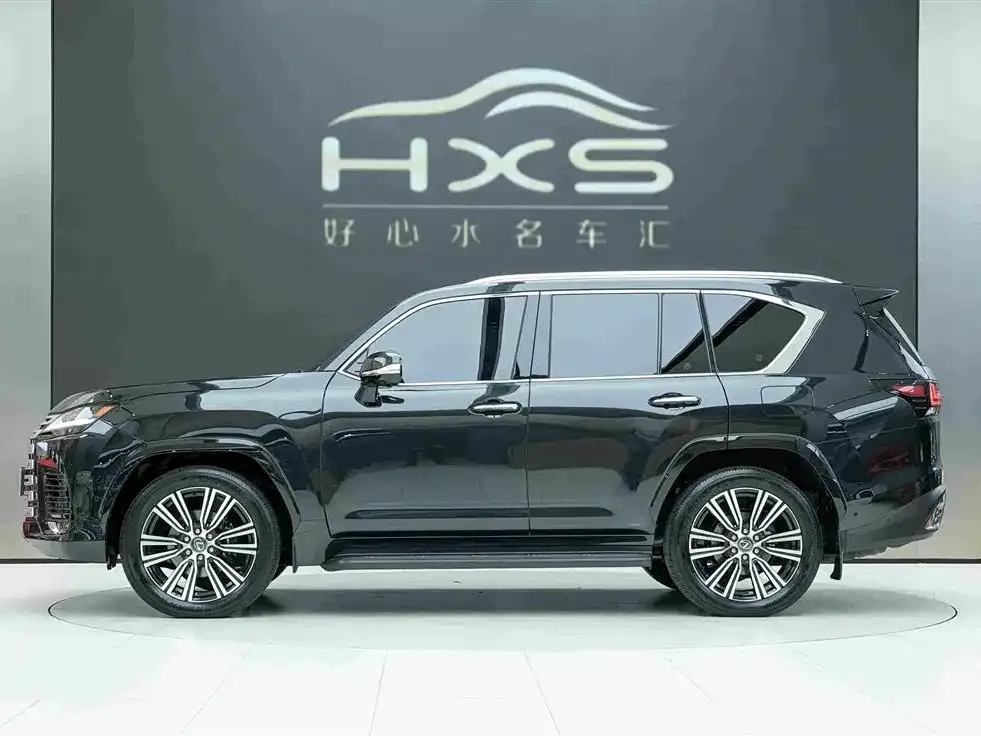 Lexus LX — фото 4