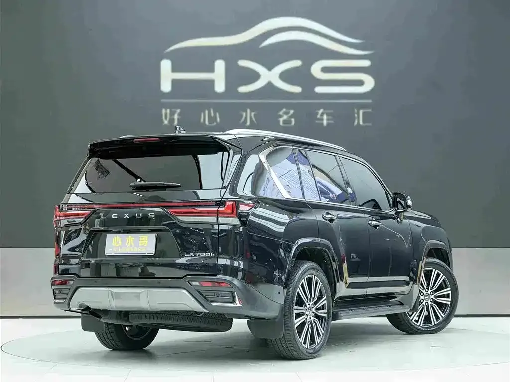 Lexus LX — фото 5