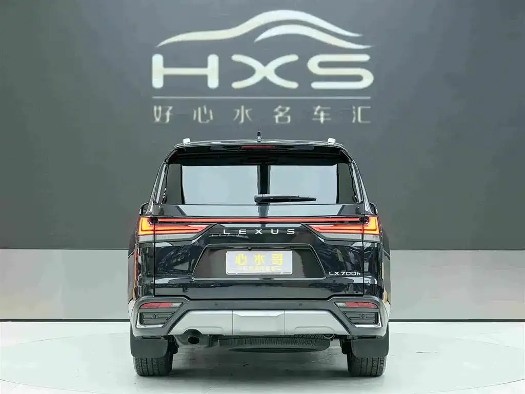 Lexus LX — фото 3