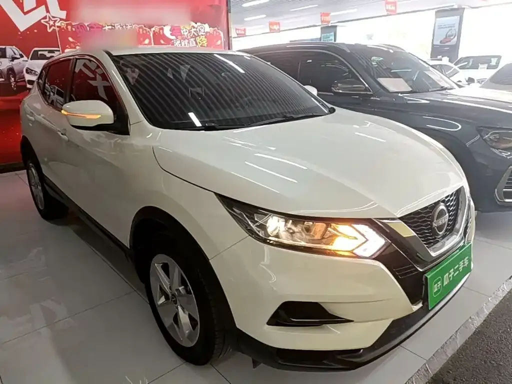 Nissan Qashqai — фото 8