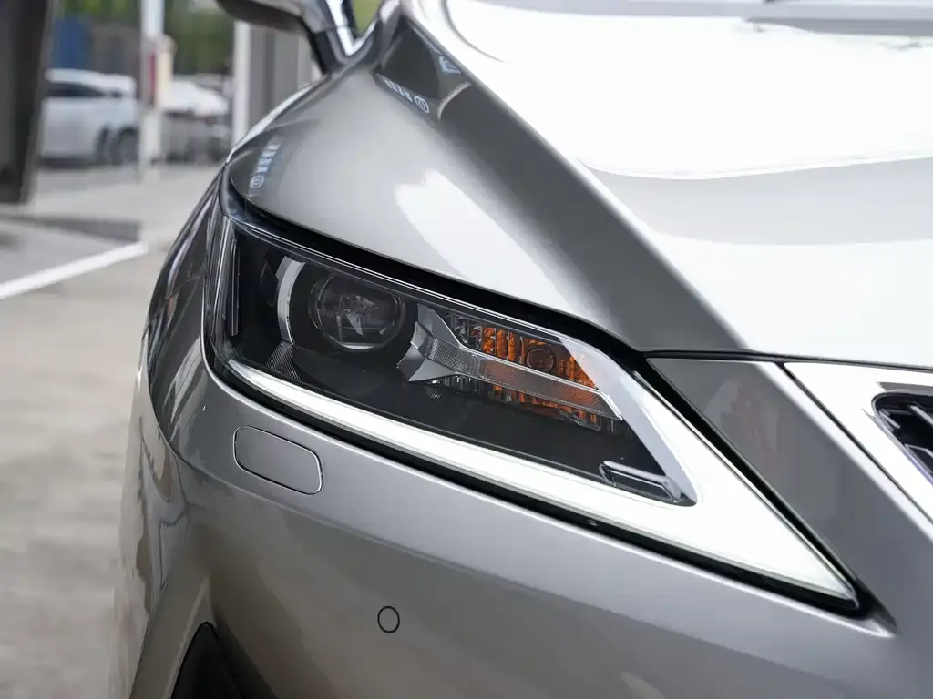 Lexus RX — фото 2