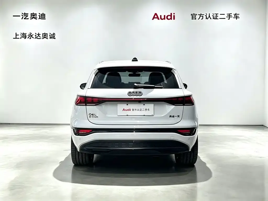 Audi Q6L e-tron — фото 3