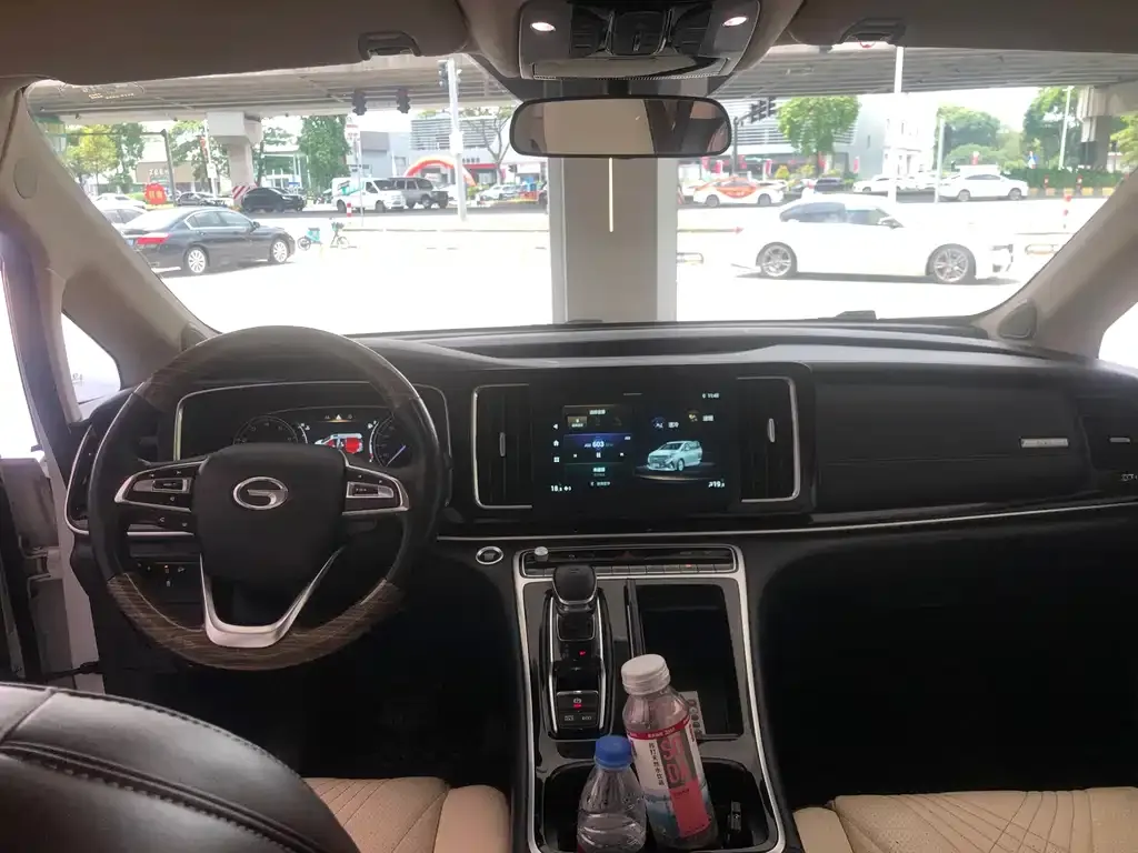 GAC Motor Trumpchi M8 — фото 10