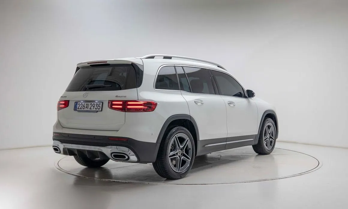 Mercedes-Benz GLB-Class — фото 6