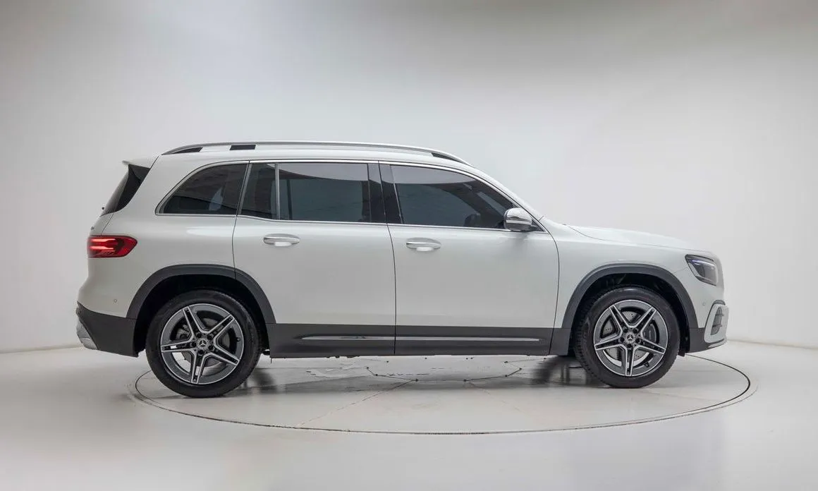 Mercedes-Benz GLB-Class — фото 8