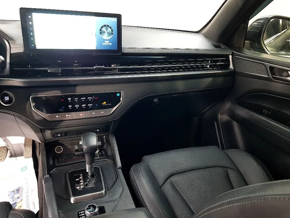 KG Mobility (Ssangyong) Rexton — фото 10