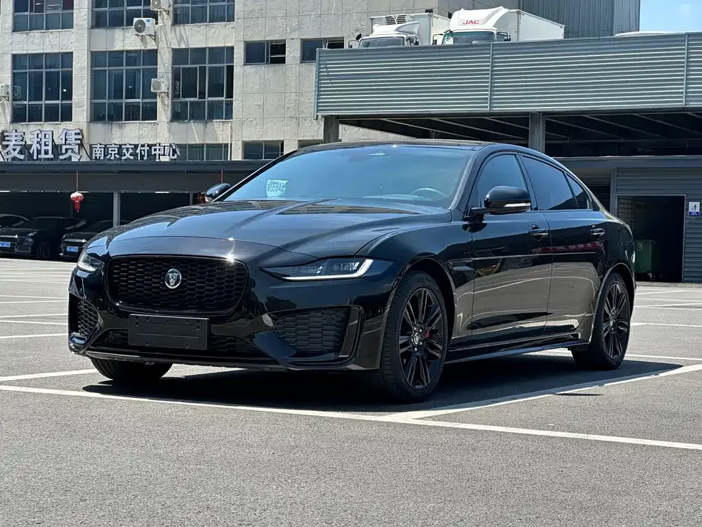 Jaguar XEL — фото 1